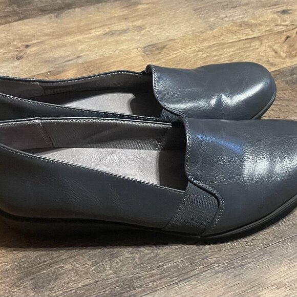 LIFESTRIDE Velocity 2.0 Black Faux Leather Slip-On Loafers - Picture 6 of 6